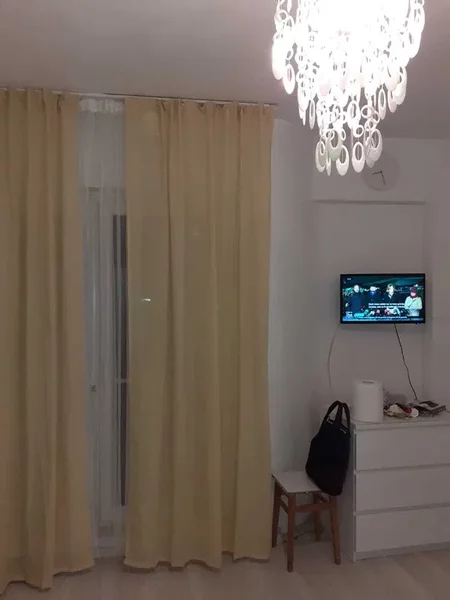 Crangasi Metrou, piata, stradal, bloc confort 1, a.c, proprietar